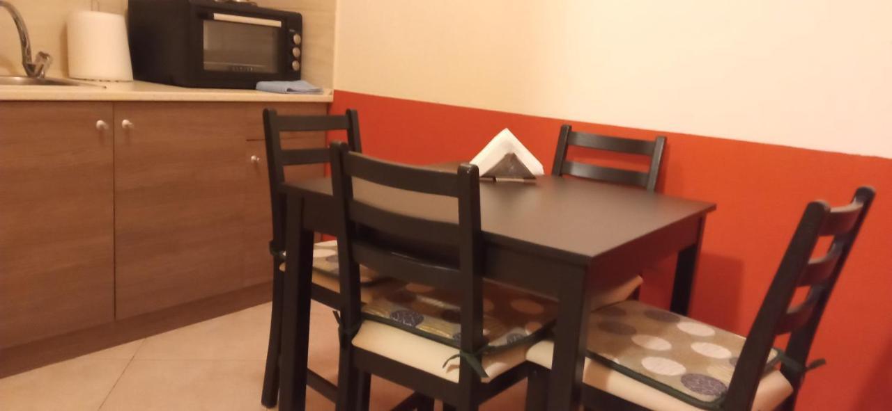 شقة Teo'S House 2 كالامباكا المظهر الخارجي الصورة